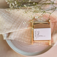 Load image into Gallery viewer, soap lift  |  bamboo
