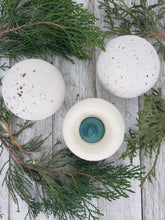 Load image into Gallery viewer, Holiday Trio BOHO Bombs
